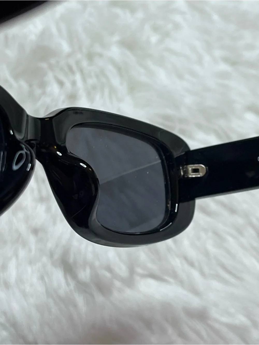 Black Rectangle Sunglasses